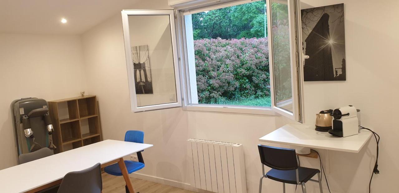 Adorable Studio 25M² Tres Calme Avec Parking Marseille Eksteriør billede